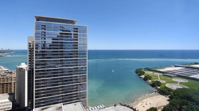 500 Lake Shore Drive Luxury Apartments