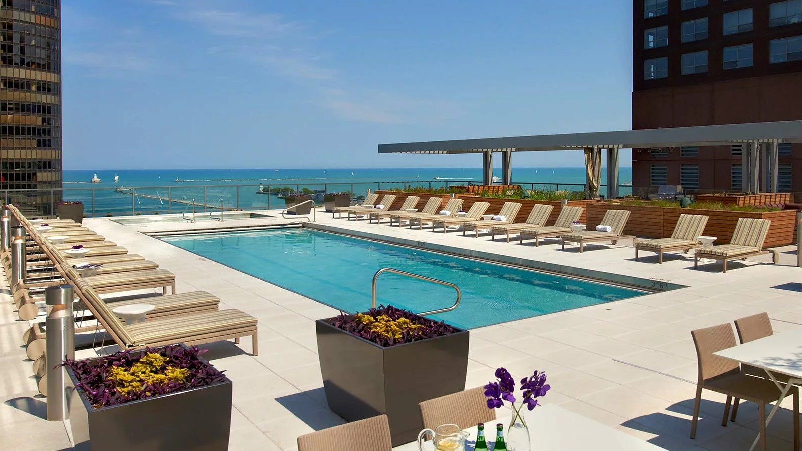 500 Lake Shore Drive Luxury Apartments