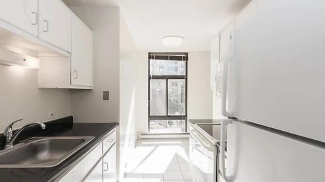 65 East Scott