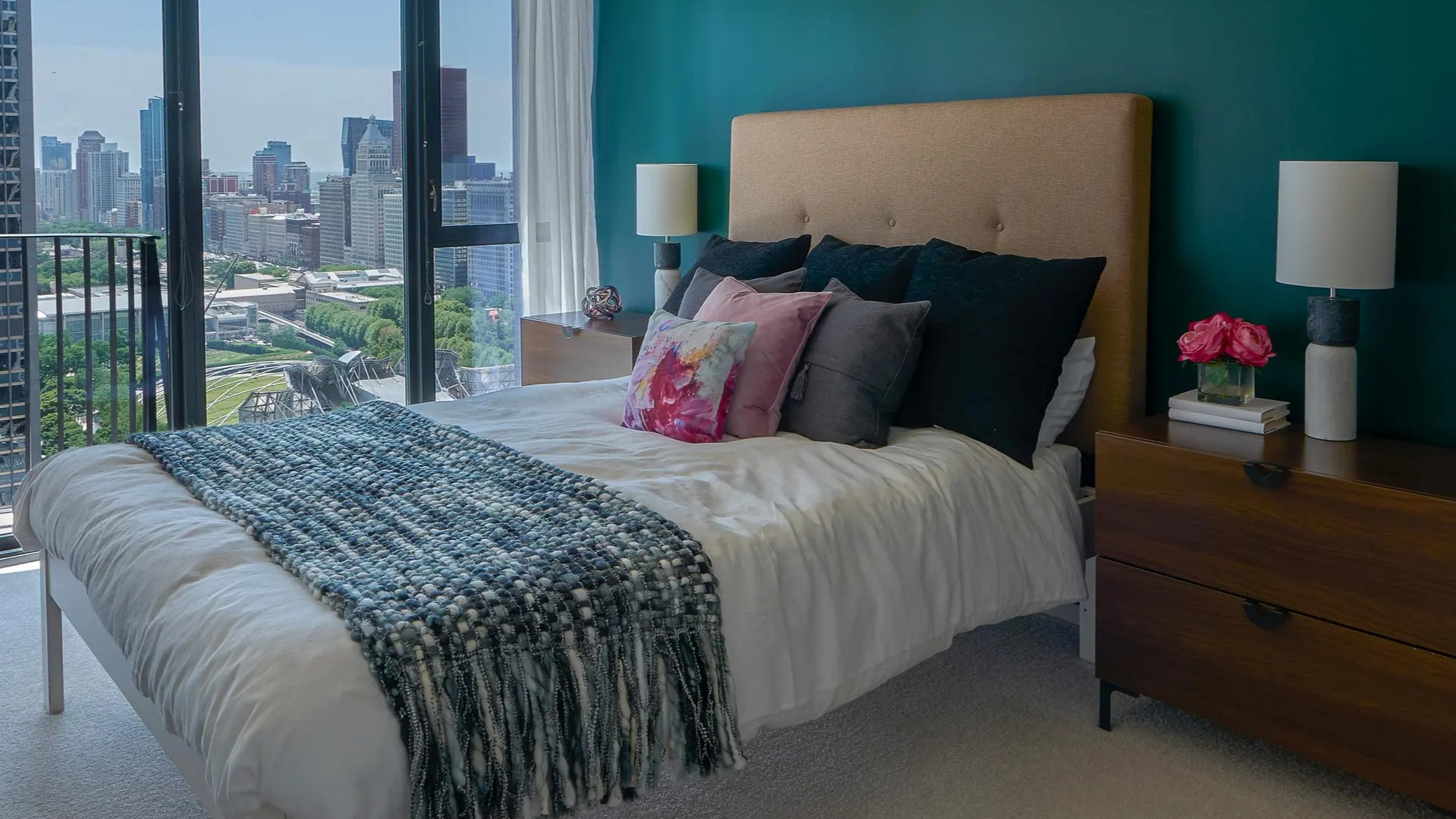 Aqua at Lakeshore East Apartments