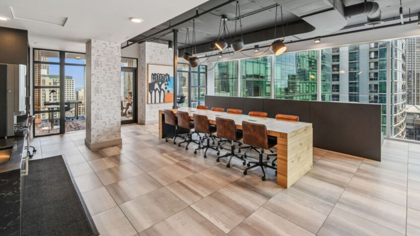 Aston Chicago Apartments