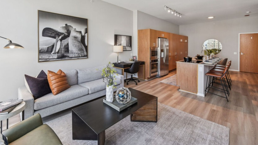 Aston Chicago Apartments