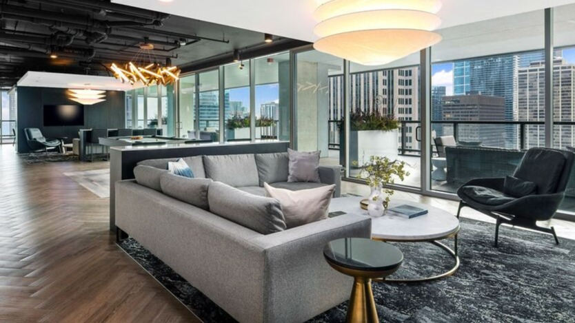Aston Chicago Apartments