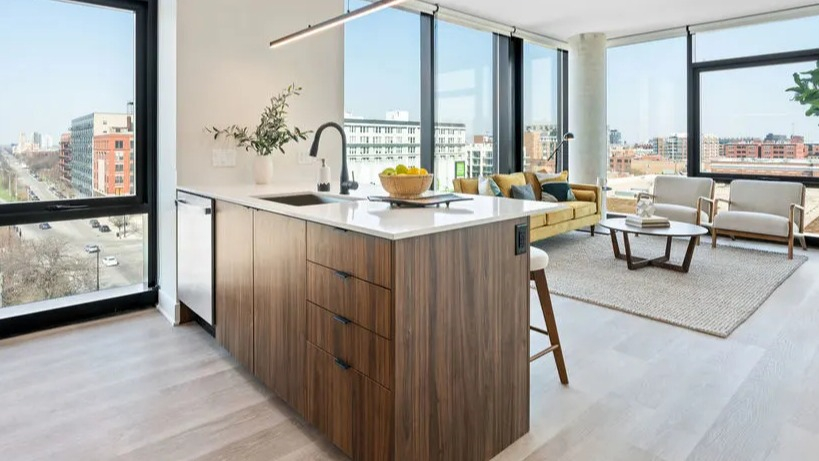 Avra West Loop