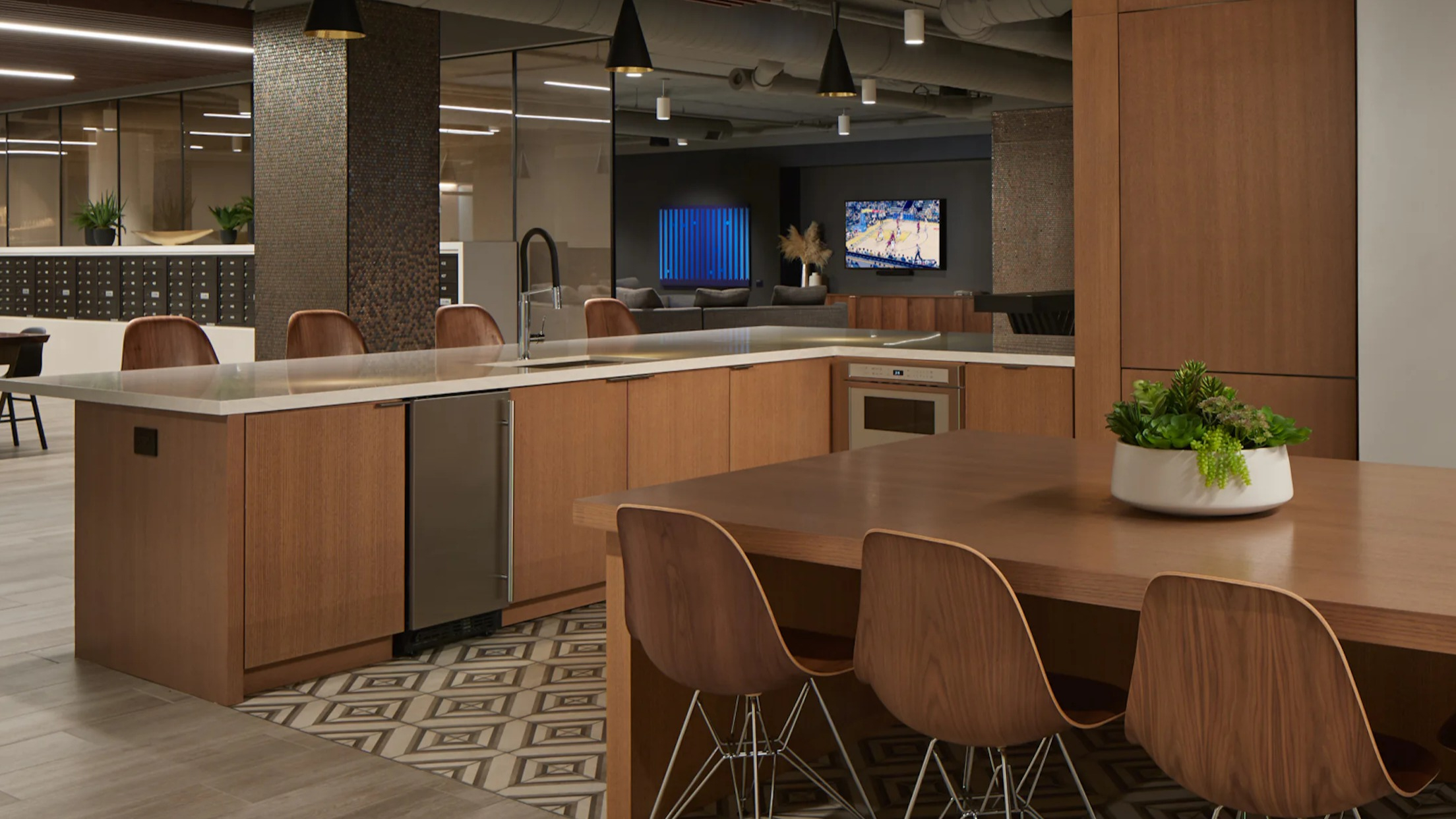 Cascade Lakeshore East Apartments