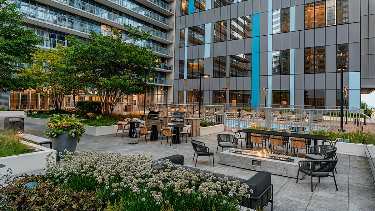 Coast at Lakeshore East