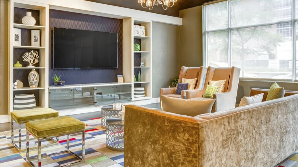 Luxe on Madison Apartments