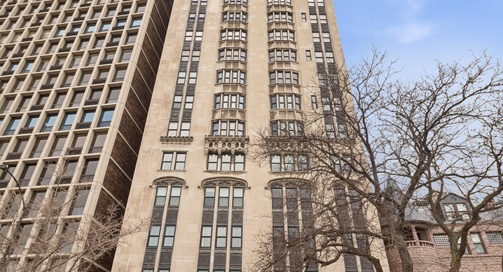 1242 N Lake Shore Dr. #22