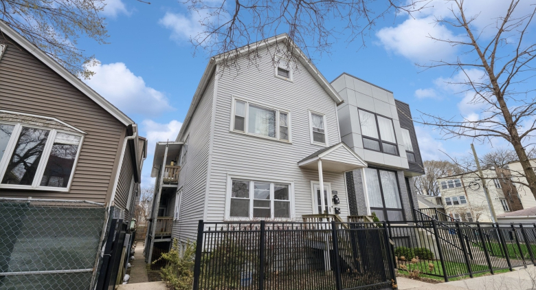2531 W Lyndale Street