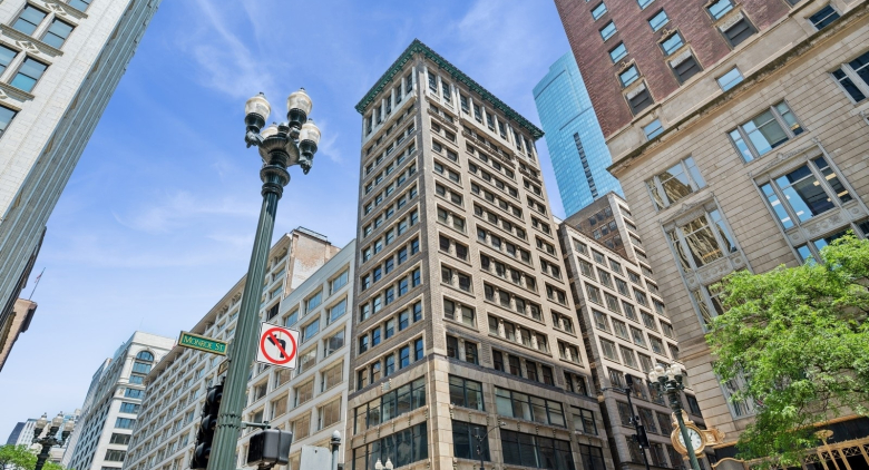 6 E Monroe Street