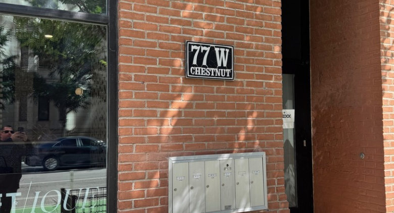 77 W Chestnut Street