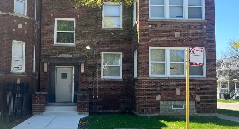 7800 S Burnham Avenue
