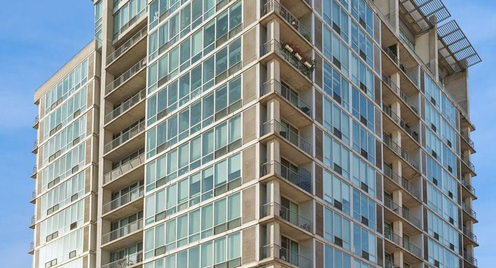 700 W Van Buren Street