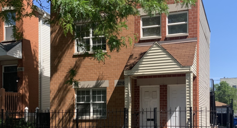 2216 W Adams Street