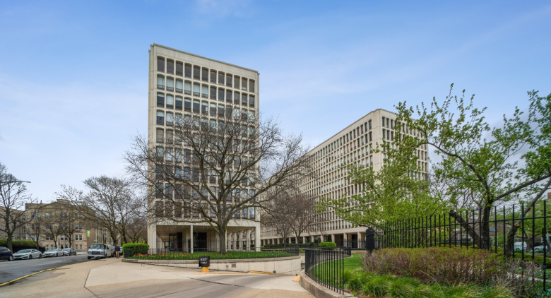 1450 E 55th Pl. building