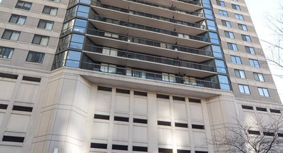33 W Delaware Place