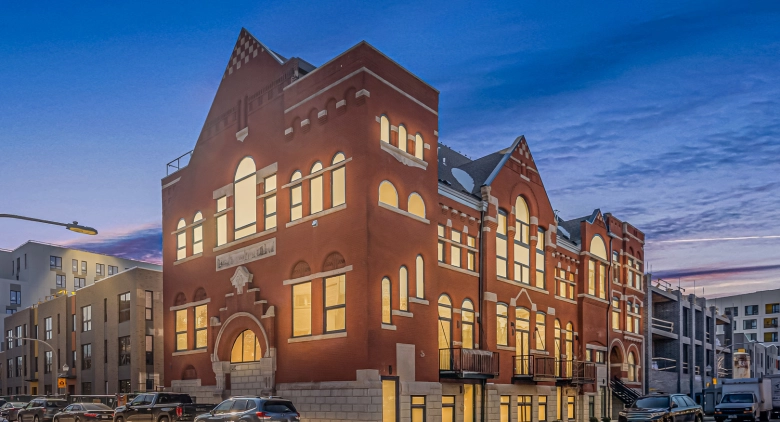 Unit #5 at 505 W Elm St.