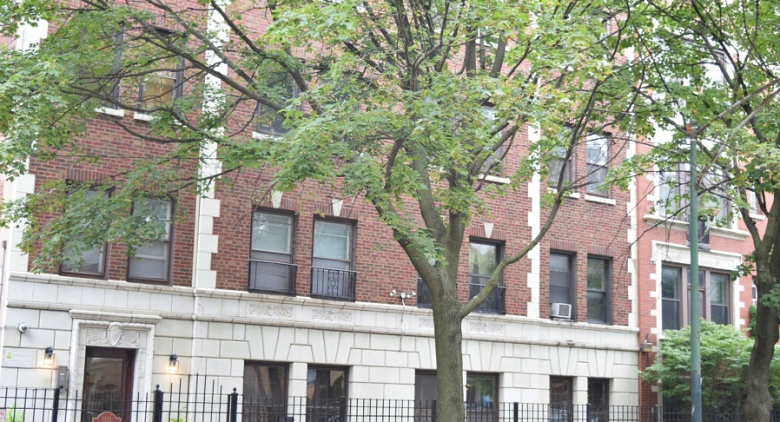 Unit #606 at 5135 S Kenwood Ave.