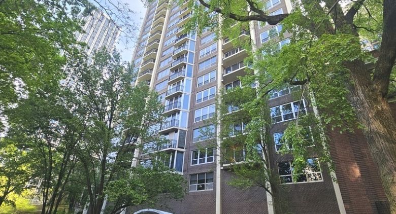 1515 N Astor St. #23BC