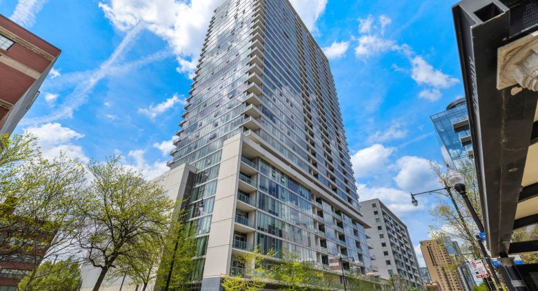 1720 S Michigan Ave. #2404
