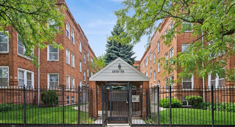 4916 N Kedzie Avenue