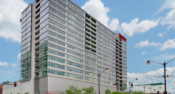 659 W Randolph St. #902