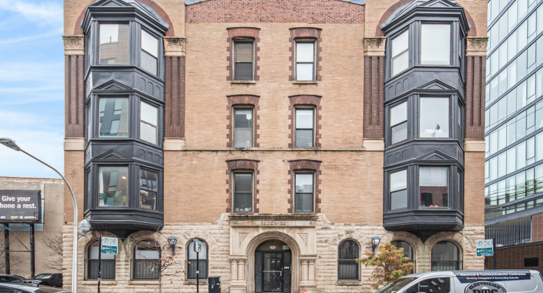 747 N Sedgwick St. #4RS