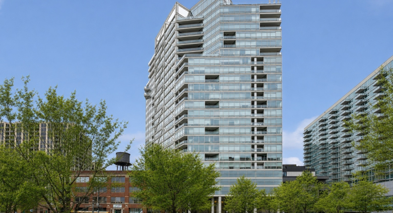 510 W Erie Street #1801