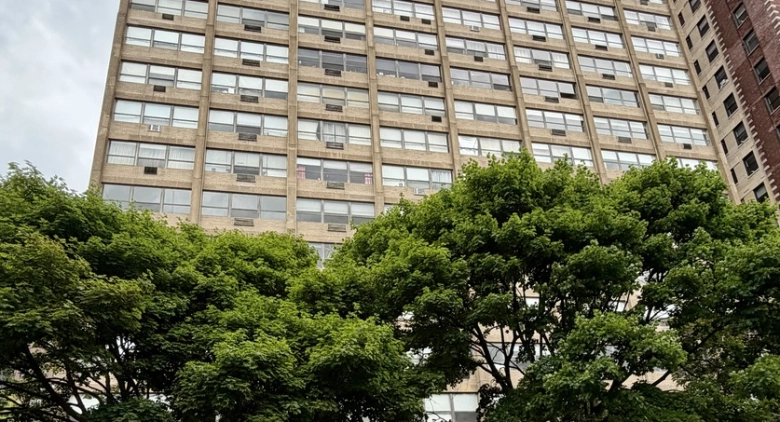 Unit #6B at 5530 S South Shore Dr.