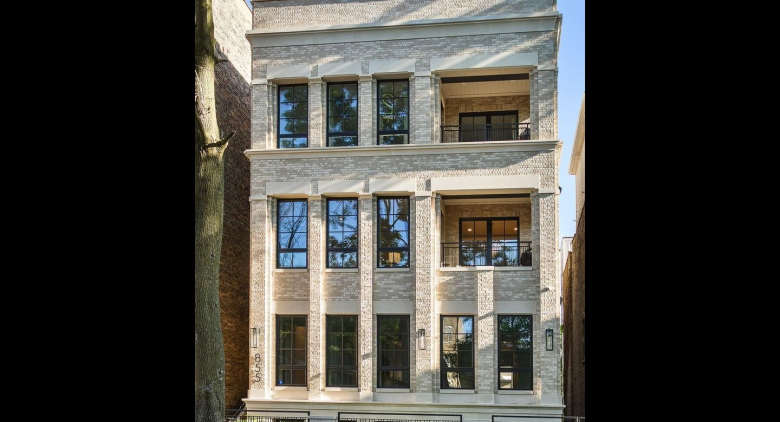 855 W Lill Avenue