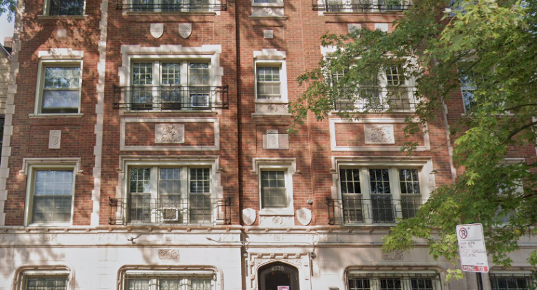 2536 N Sawyer Avenue #306