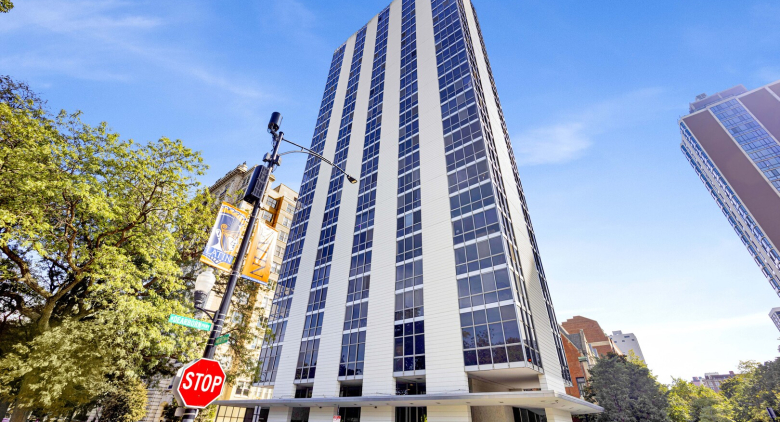 1555 N Dearborn Parkway