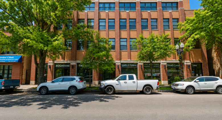 1908 W Irving Park Road