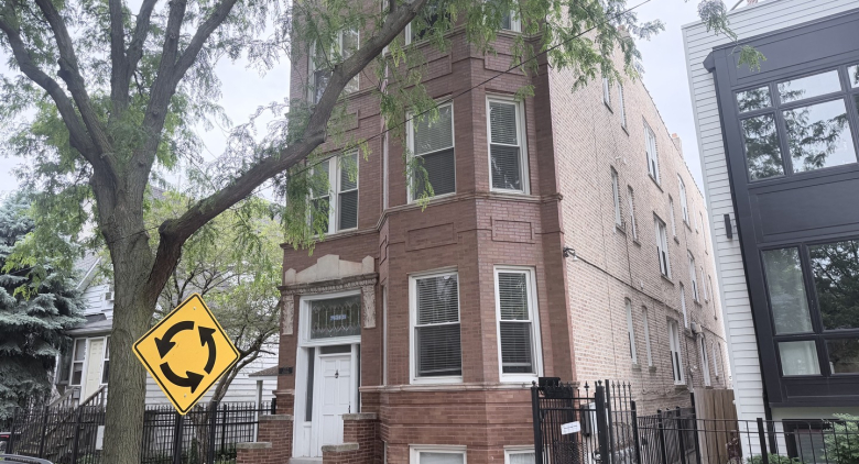 1712 N Washtenaw Avenue
