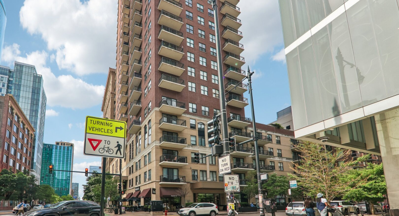41 E 8th St. #3301 photo 1