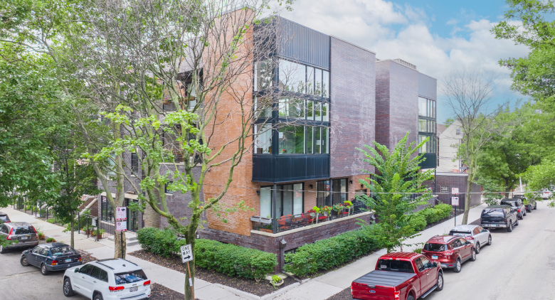 1641 W Pearson St. #2W
