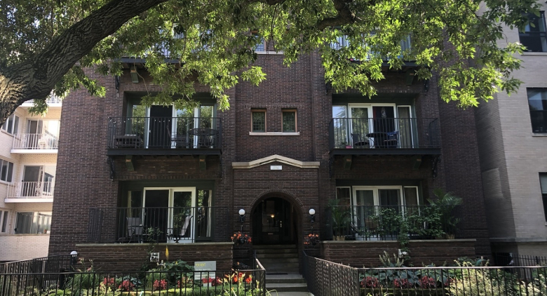 1101 W Pratt Boulevard