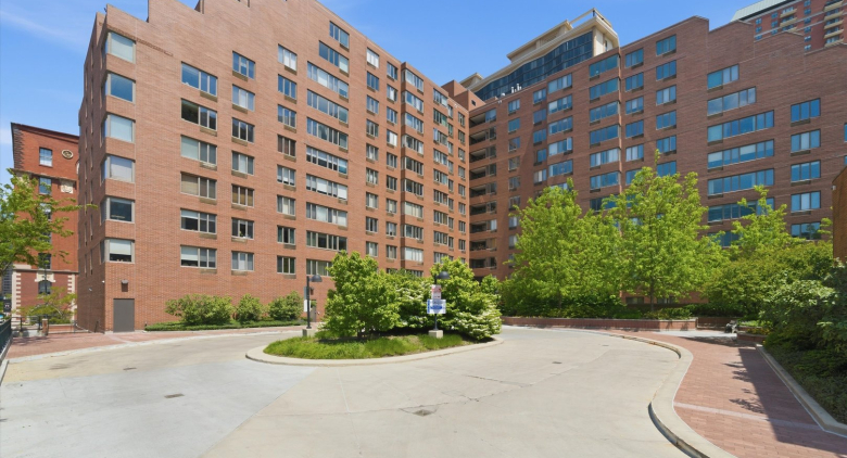 801 S Plymouth Court #713