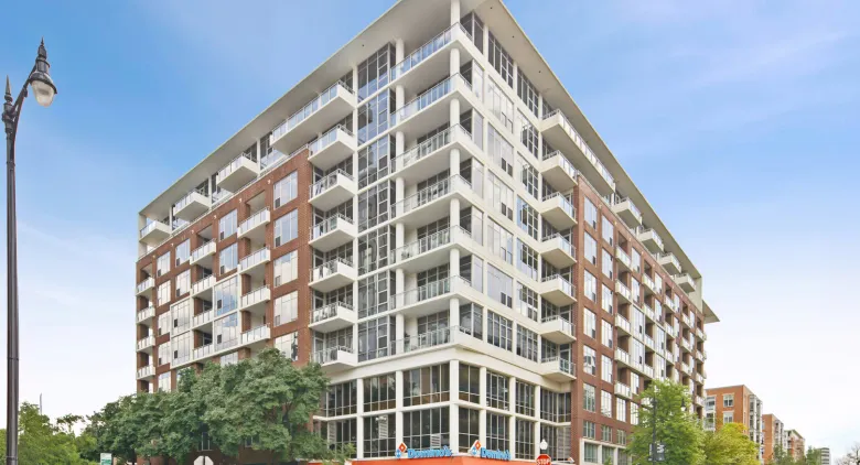 Unit #601 at 901 W Madison St.