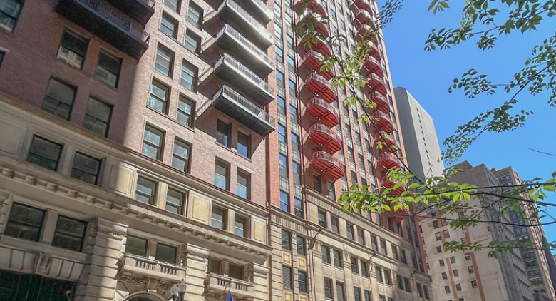 212 W Washington Street #1513