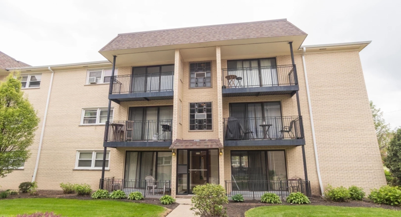 6561 N Harlem Avenue