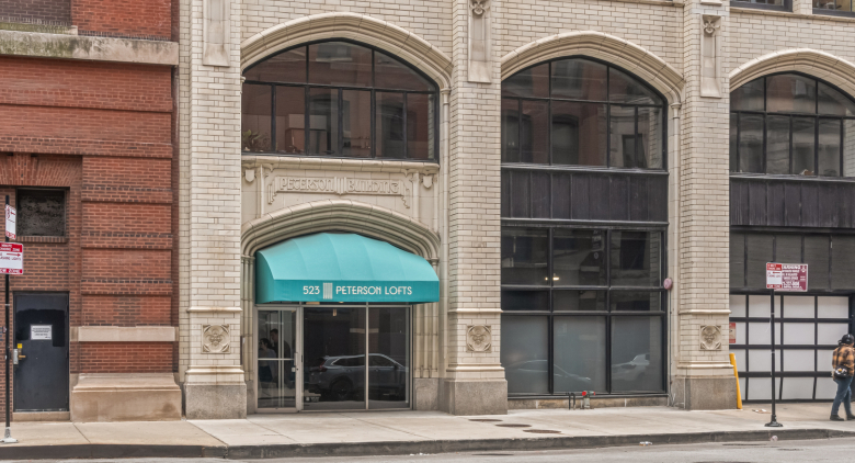 523 S Plymouth Court #505