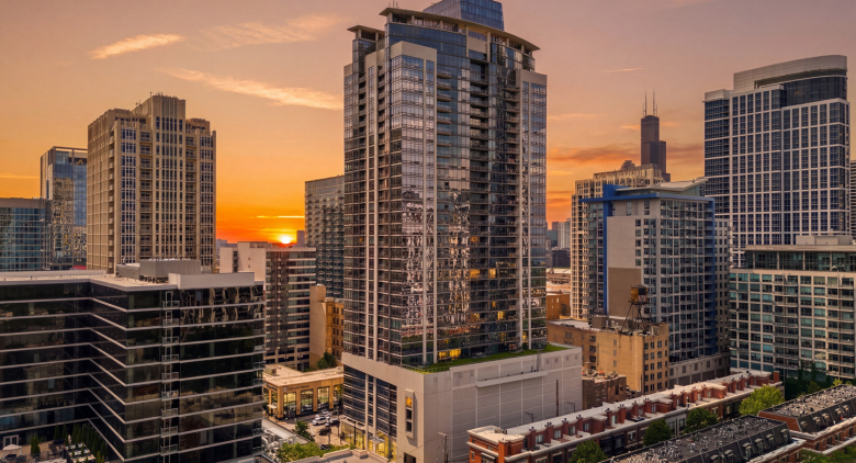 100 E 14TH Street #2706