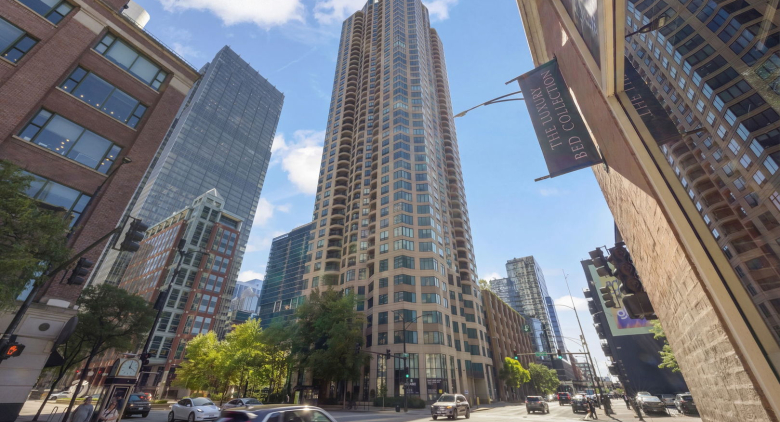 400 N La Salle Drive #4112