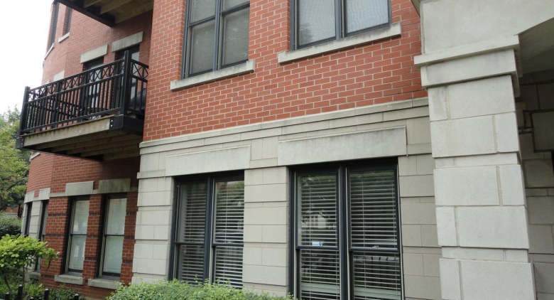 807 W 14th Pl.