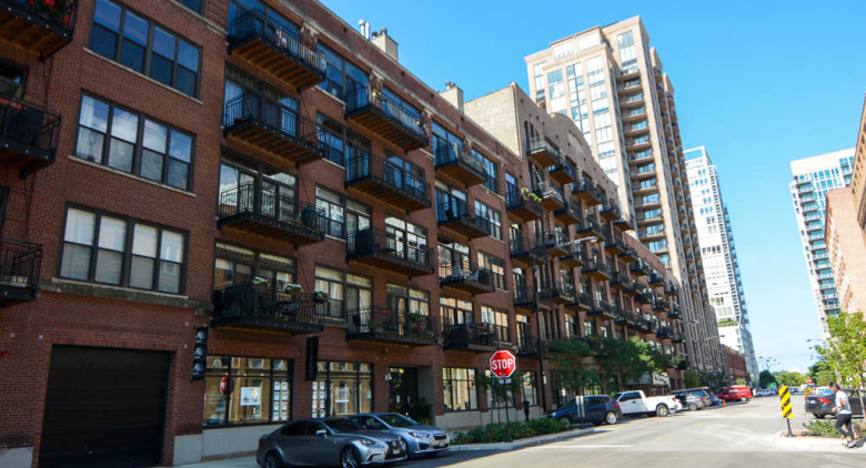 375 W Erie Street