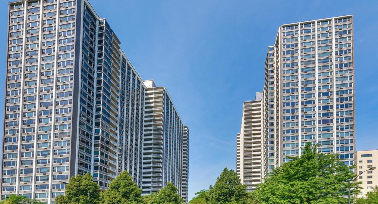4250 N Marine Drive
