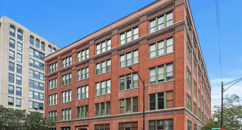 331 S Peoria Street #403