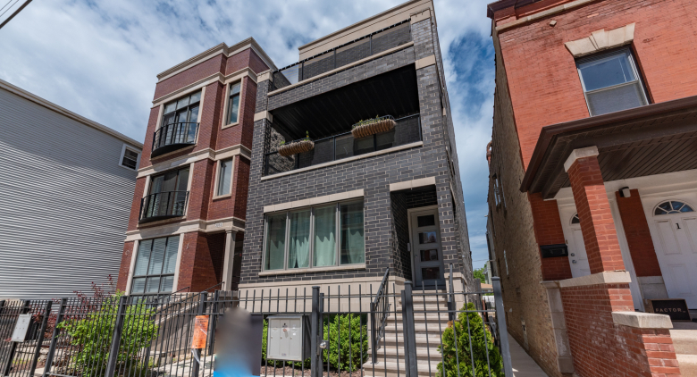 3049 N Clybourn Avenue