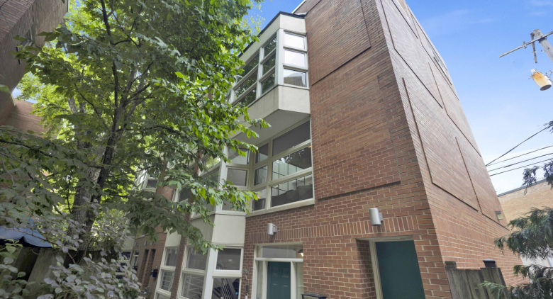 1967 N MAUD Avenue